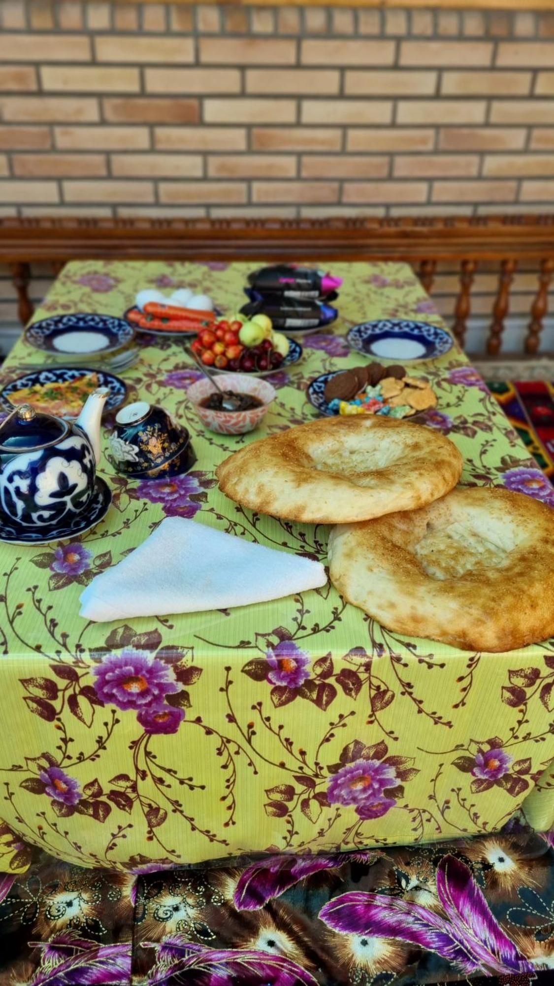 סמרקנד Guest House Muborak מראה חיצוני תמונה