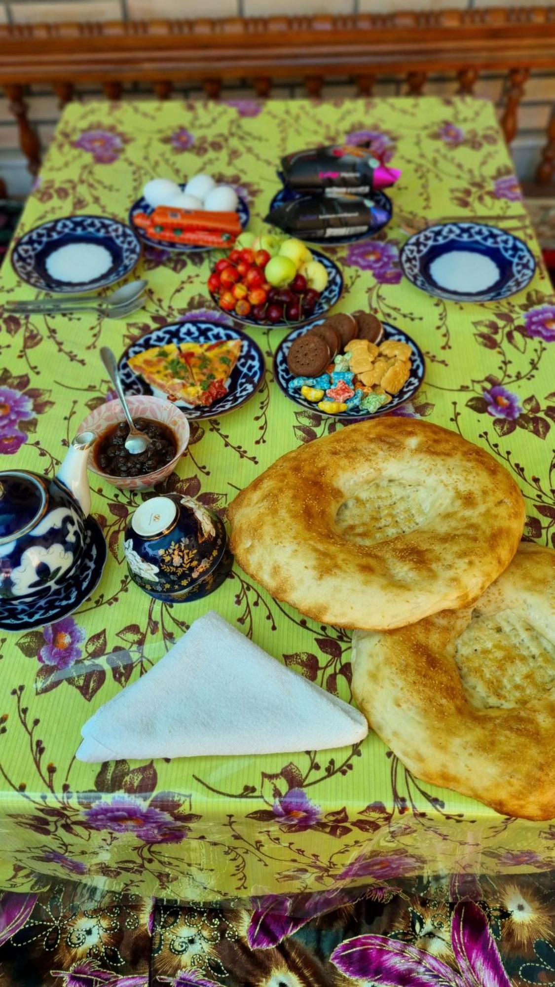 סמרקנד Guest House Muborak מראה חיצוני תמונה
